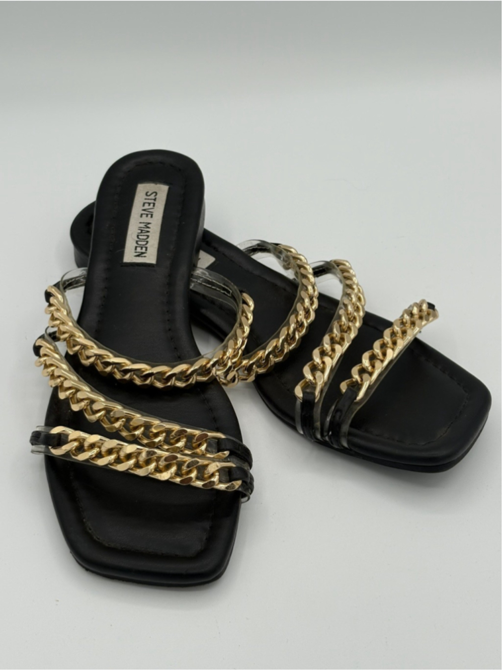 Steve Madden Women's Strappy Flat Sandals Black&Gold Tone Chain size 8